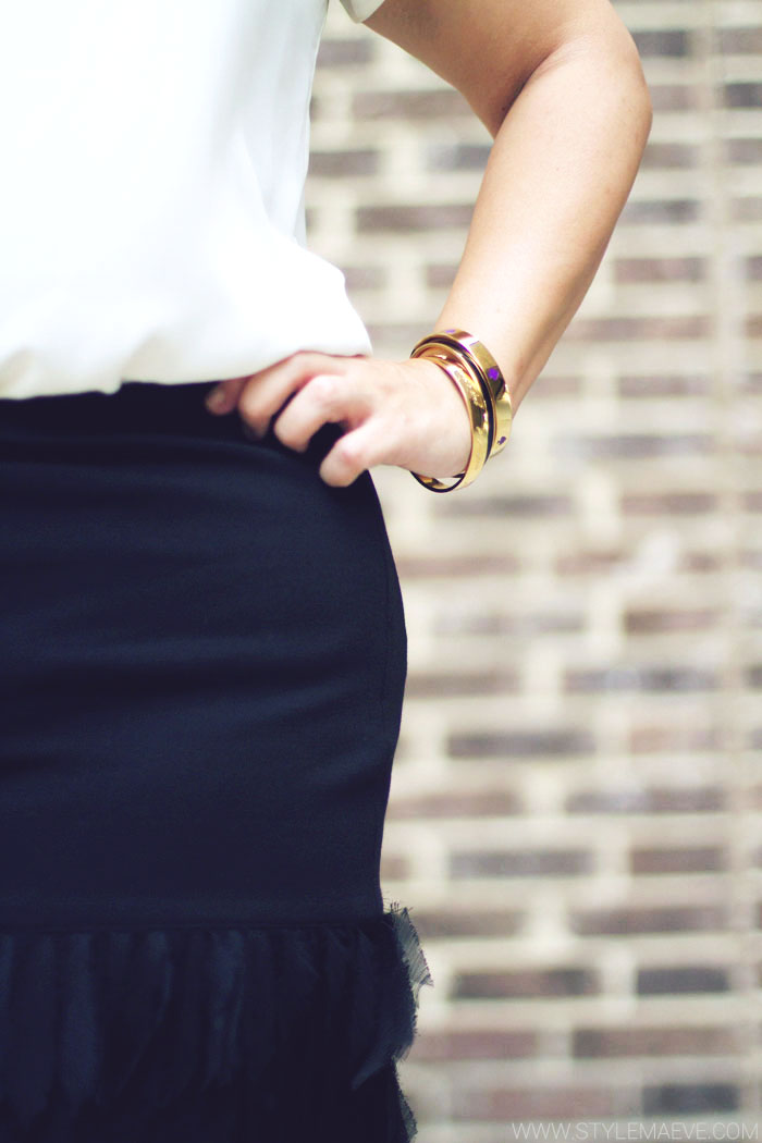 Black-skirt-Ivory-top1