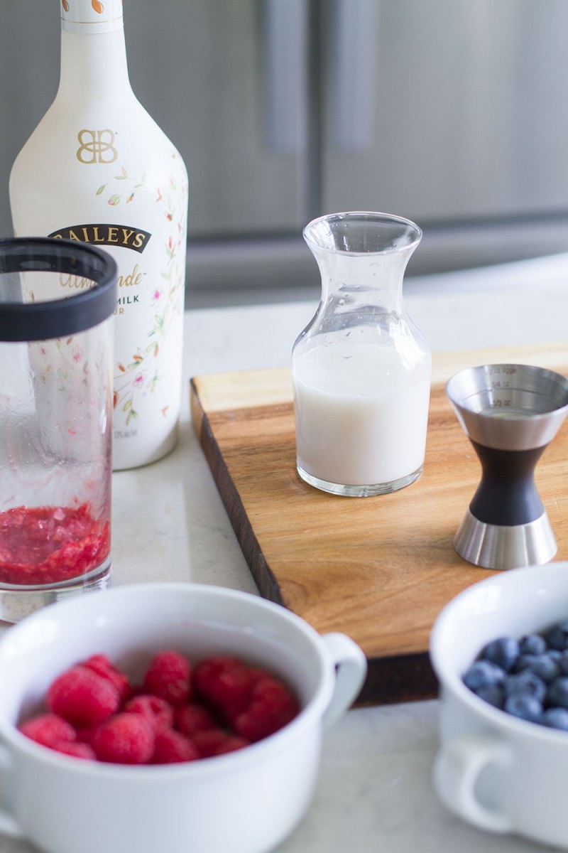 How to make alcoholic popsicles