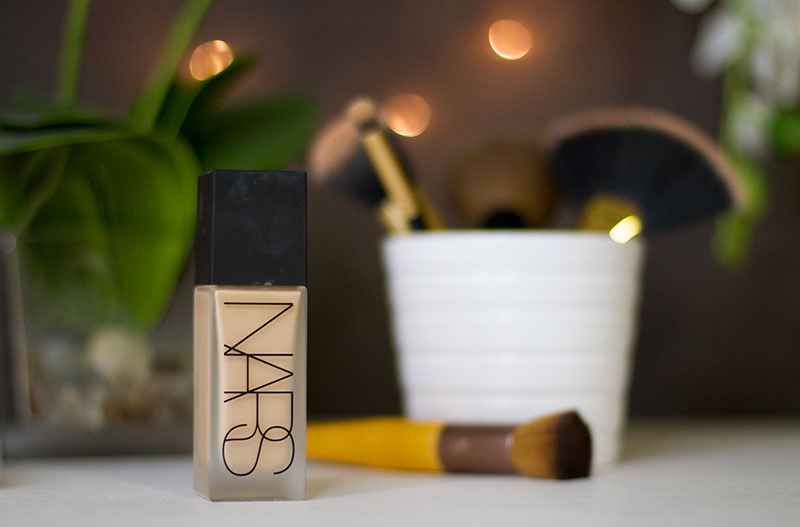 Nars Luminous Weightless Foundation