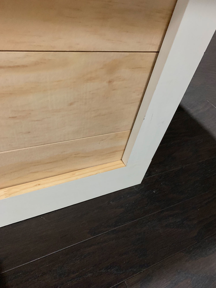 shiplap trim detail